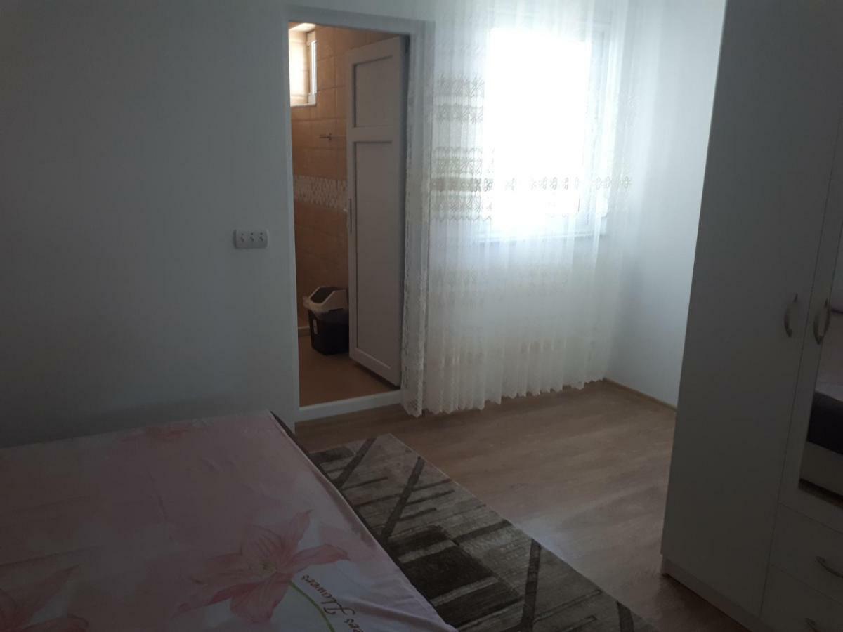Tahiri Bellevue Apartments Ulcinj Luaran gambar